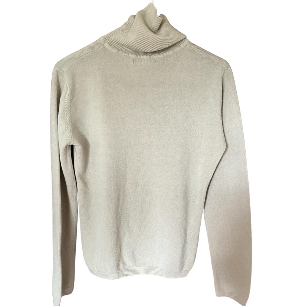 Zara cream turtleneck, size Medium, 100% acrylic, thin, knit